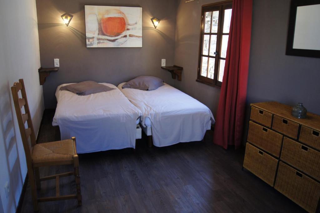 La Claveliere Hotel Saint-Auban-sur-lʼOuvèze Szoba fotó